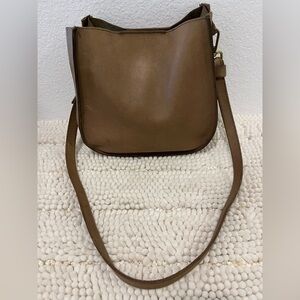 Elegant Brown Shoulder Bag